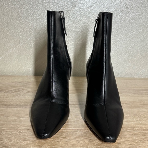 Everlane The Short Banana Heel Boots in Black Leather Size 7 - Picture 3 of 12